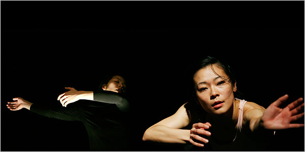 http://www.nytimes.com/2008/12/08/arts/dance/08roun.html?_r=0